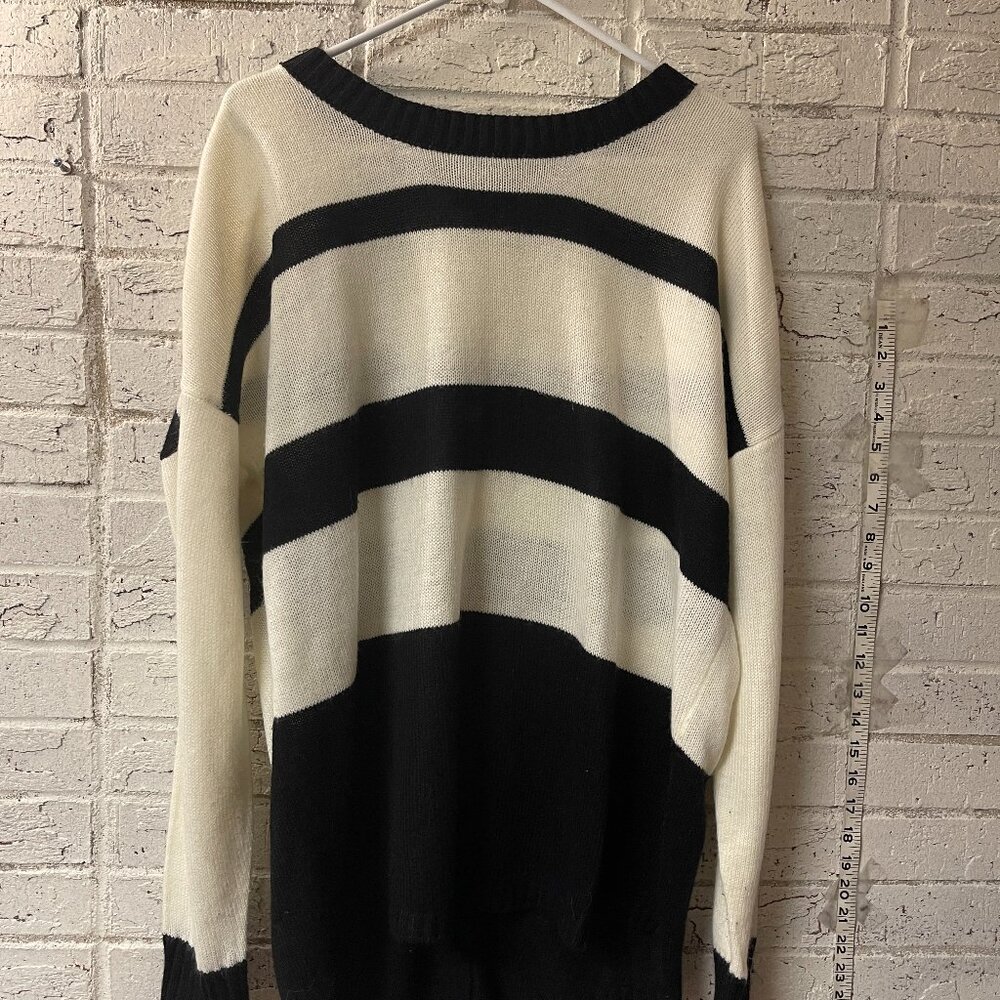 AGB XL Striped Sweater Black White Acrylic Button Back Lightweight Top